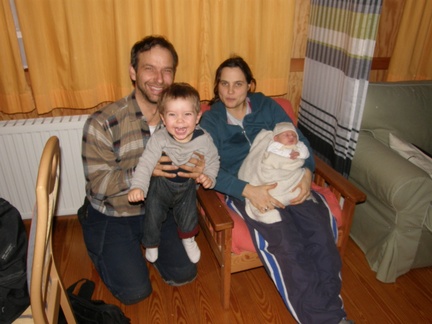 Erstes Familienfoto mit Naemi (2)